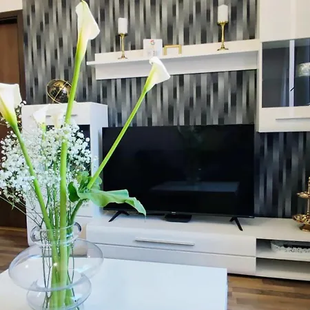 Apartament Donat & *